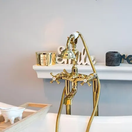 Intercontinental - Massage Terrace Fireplace *