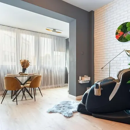 Intercontinental - Massage Terrace Fireplace Apartment