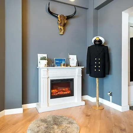 Intercontinental - Massage Terrace Fireplace