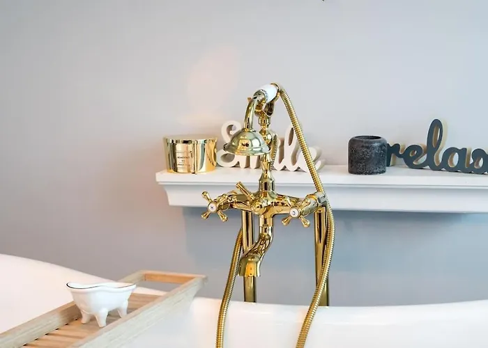 Intercontinental - Massage Terrace Fireplace *