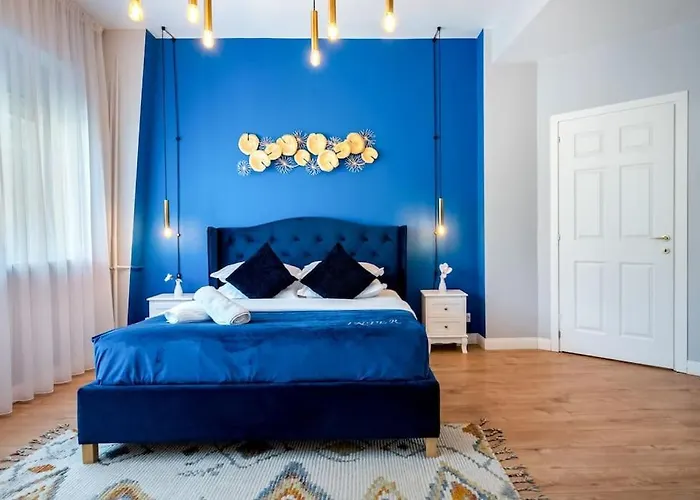 Intercontinental - Massage Terrace Fireplace