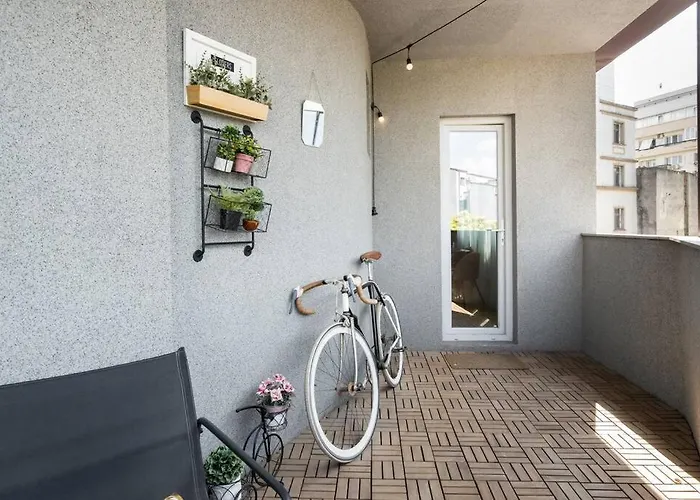 Intercontinental - Massage Terrace Fireplace *